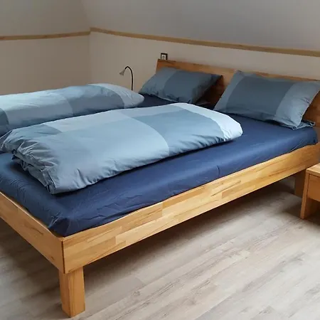 Ferienwohnung Rittergut Rossendorf דירה *