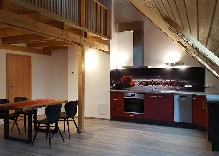 Ferienwohnung Rittergut Rossendorf شقة *