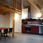 Ferienwohnung Rittergut Rossendorf Apartamento *